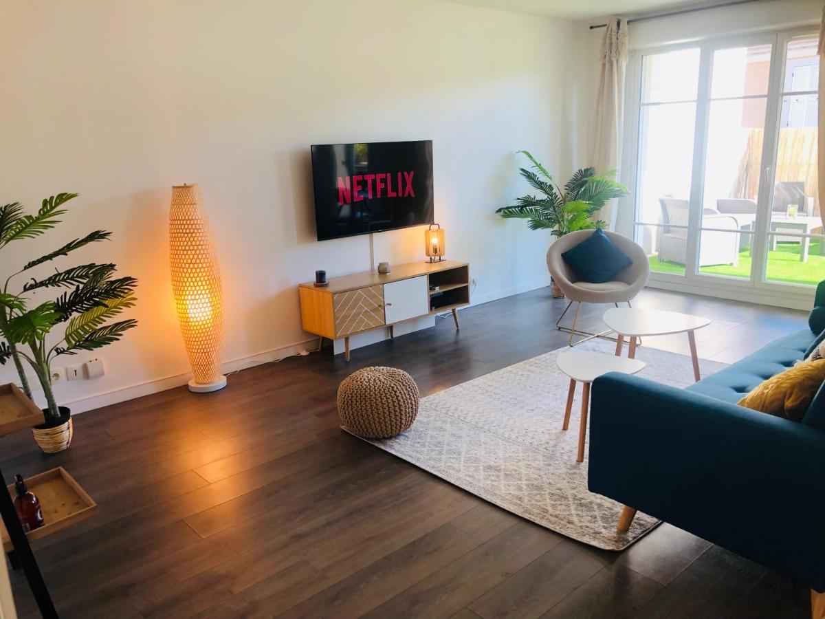 Апартаменты 7 Minutes Disney/Netflix/Terrace/Car Park Маньи-ле-Онгр Экстерьер фото